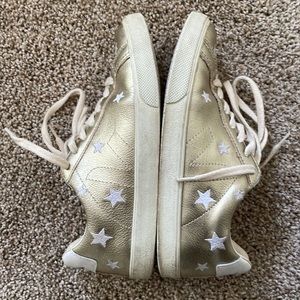 Vega Gold Sneakers